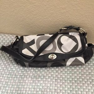 Small black and white XOXO handbag